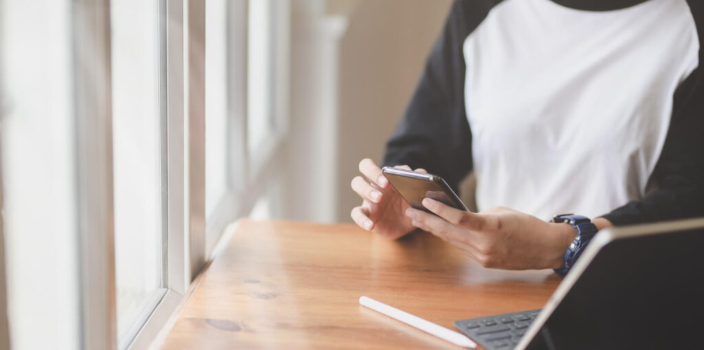 Church leader trying to organize church volunteer schedules using WhatsApp messages.